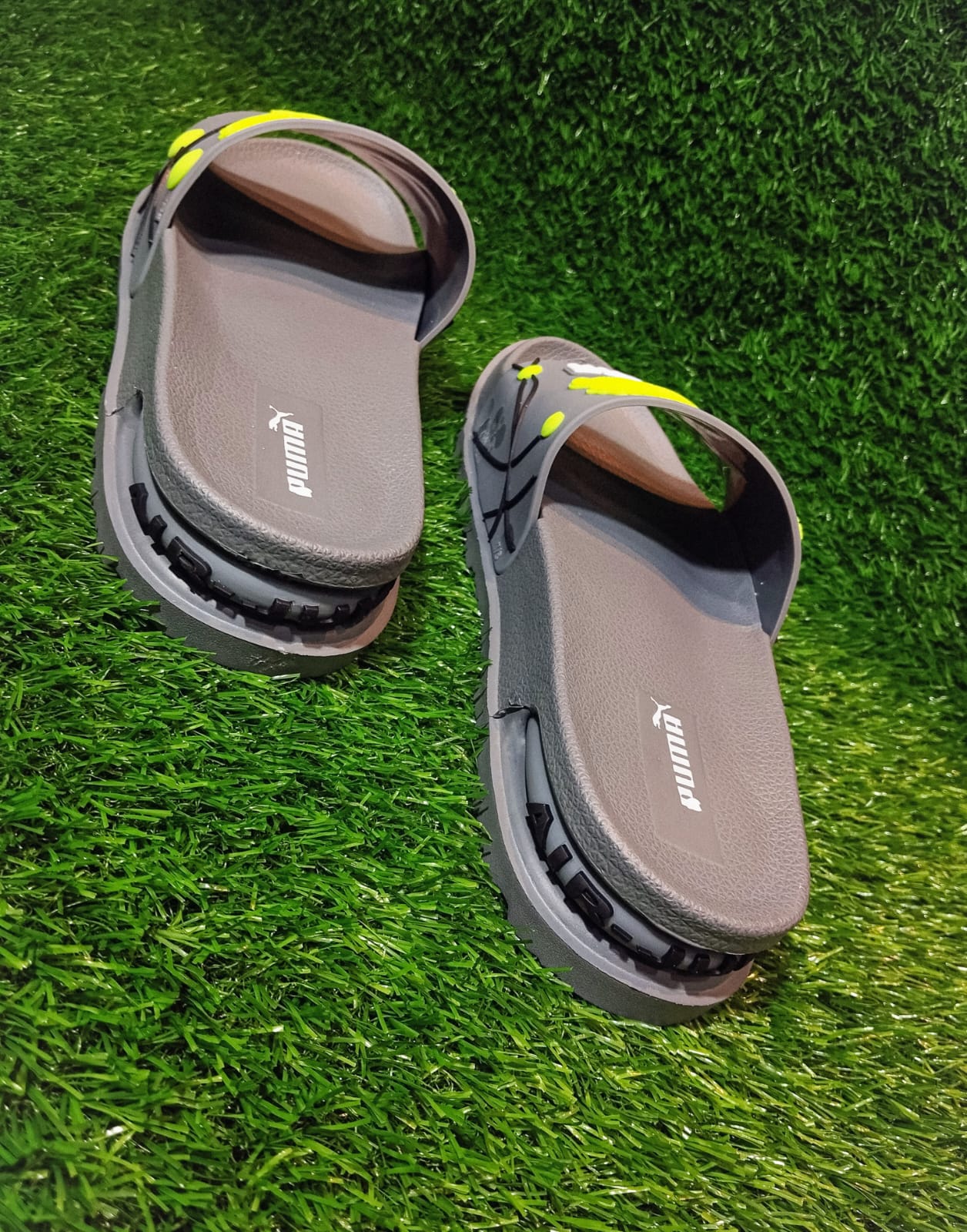 EazyWalk Unique Puma Slides